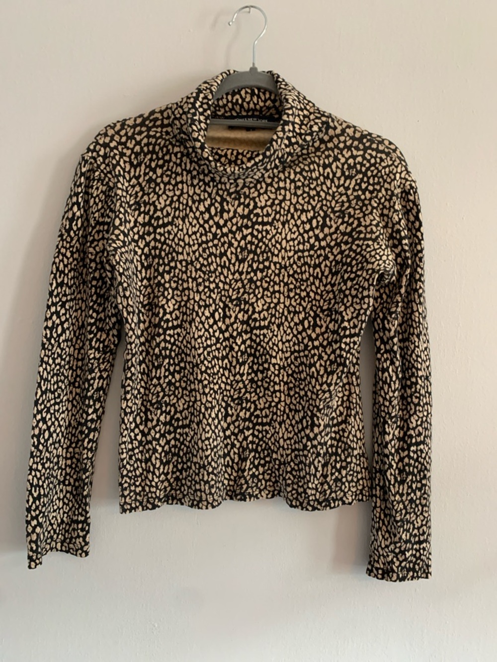 JONES NEW YORK 100% Cotton Black & Cream Animal Print Turtleneck Long Sleeve Top